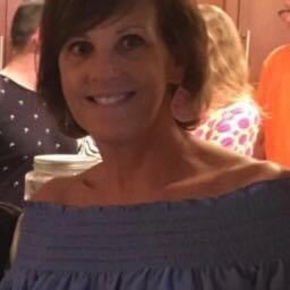 Meet your Posher, Jen - Picture 1 of 1